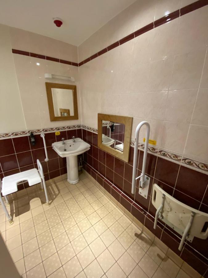 Ibis Budget برومسجروف المظهر الخارجي الصورة
